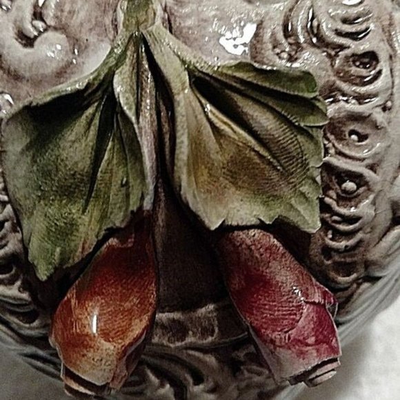 Footed URN Vintage Capodimonte Porcelain Covered Jar-with Flowers Italy/… - Picture 13 of 16